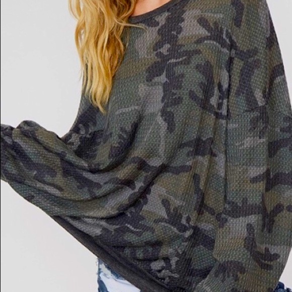 OVERSIZED SOFT CAMOUFLAGE TOP - Picture 4 of 8